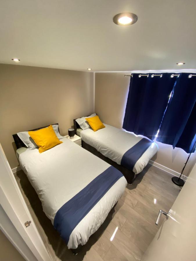 Stunning 1 Bedroom Flat In Wood Green Лондон Екстер'єр фото